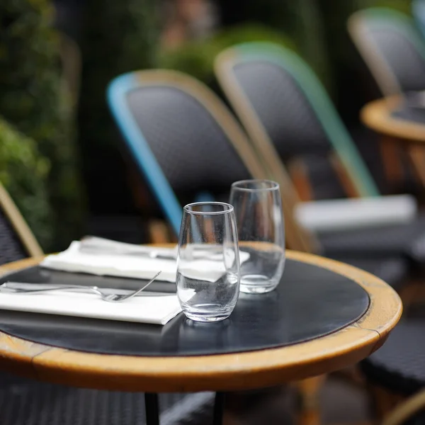 Elegante caffè all'aperto — Foto Stock