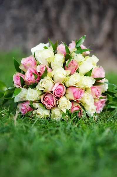 Beau bouquet de mariage — Photo