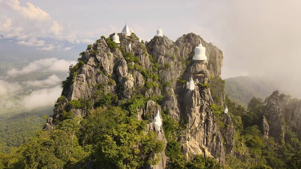 Pemandangan Udara Wat Phra Bat Phu Pha Daeng Dan Pagoda — Stok Foto