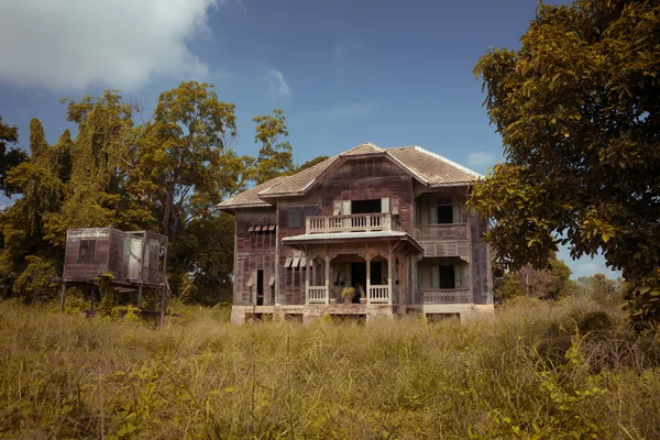 Casa Velha Abandonada — Fotografia de Stock