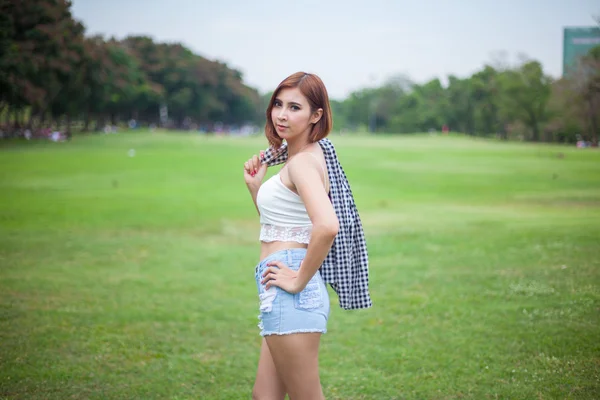 Portrait of beautiful asian woman — Stock Photo, Image