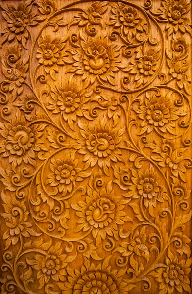 Flower carved on wood — Stock Photo, Image