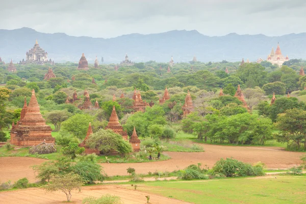 Antiguas pagodas en Bagan Mandalay, Myanmar — Foto de Stock