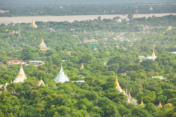 Pagodas in Mandalay, Myanmar — Stock Photo, Image