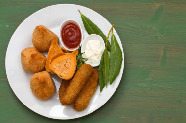 soslar ile Portekiz meze