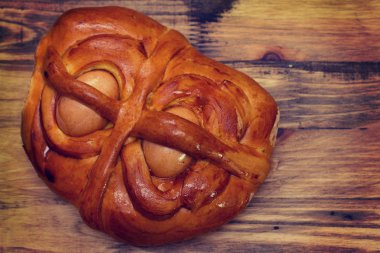 Portekizce geleneksel Paskalya kek Folar