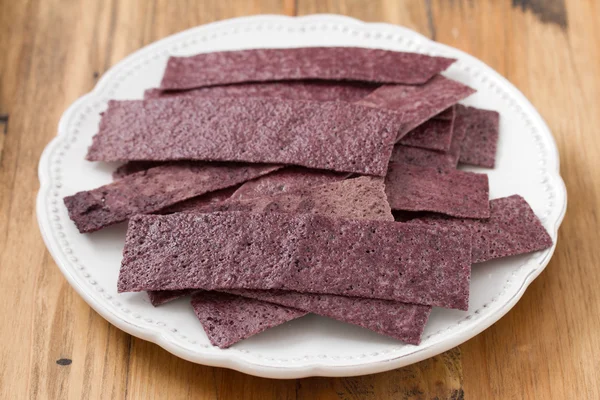 Galletas en plato blanco — Foto de Stock