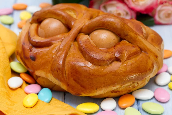 Gâteau de Pâques traditionnel portugais Folar — Photo