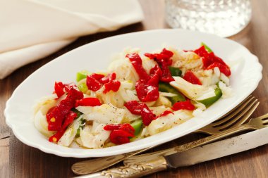 Beyaz yemek biber ile balık