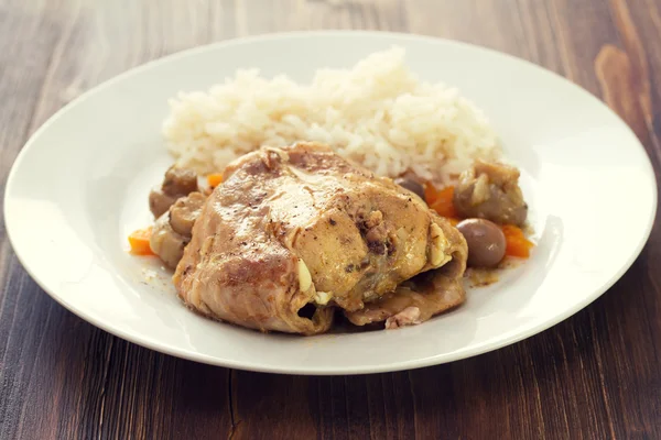 Rabbit stew with mushrooms, carrot and boiled rice — Stock Photo, Image