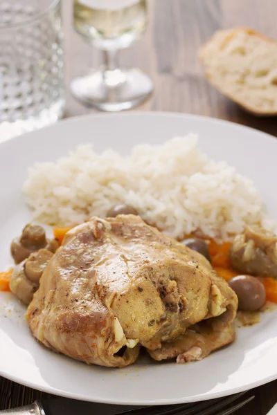 Rabbit stew with mushrooms, carrot and boiled rice — Stock Photo, Image