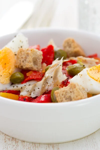 Salată cu pește și ou — Fotografie, imagine de stoc