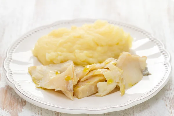 Cod fish with mashed potato — Stock Photo, Image
