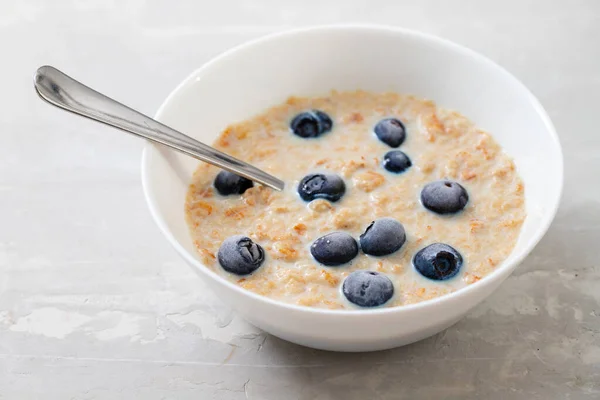 Healthy Wheat Flakes Milk Blueberries White Bowl — Stock Photo, Image