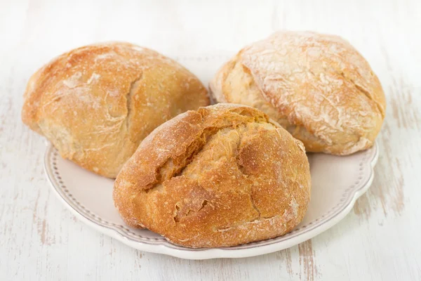 Chleb na biały danie — Zdjęcie stockowe