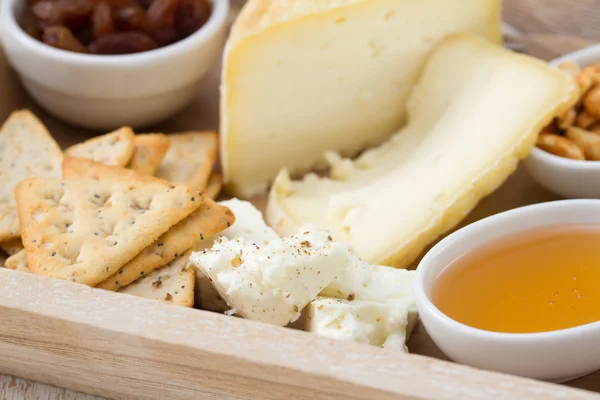 Bal ile peynir — Stok fotoğraf