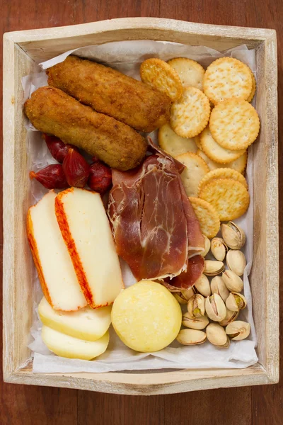 Cheese platter — Stock Photo, Image