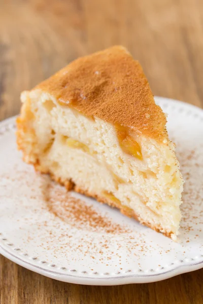 Apple pie on white plate — Stock Photo, Image