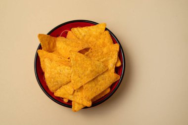 Mısır gevreği, güzel bir kasede cips.