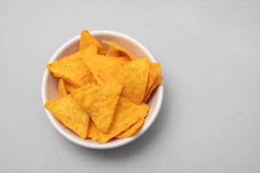 Mısır gevreği, güzel bir kasede cips.