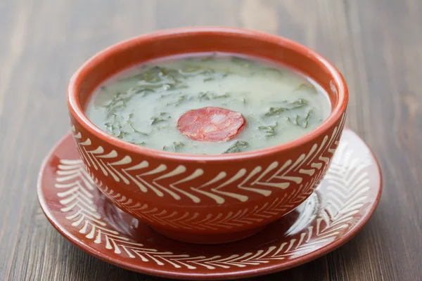 Typisch portugiesische Suppe caldo verde — Stockfoto