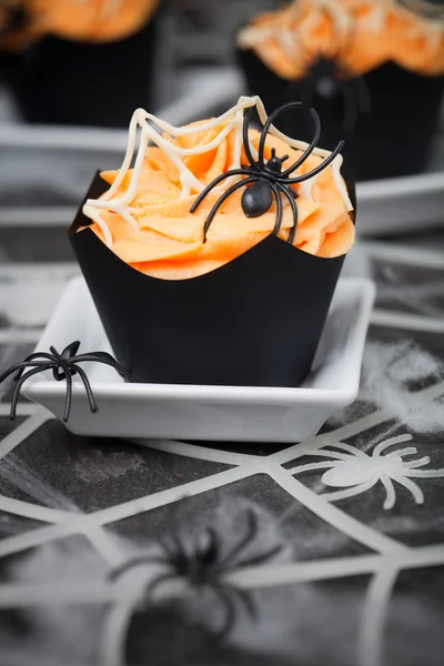 Cupcake de aranha para Halloween — Fotografia de Stock