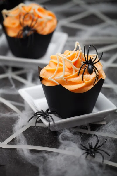 Cupcake de aranha para Halloween — Fotografia de Stock