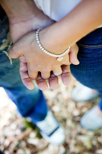 Pareja joven — Foto de Stock