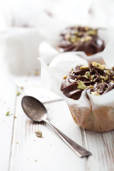 Pistachio Cupcakes with icing — Stock Photo, Image