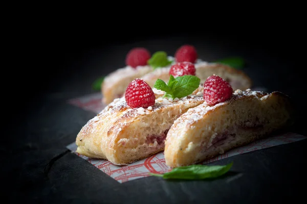 Homemade sweet roll — Stock Photo, Image