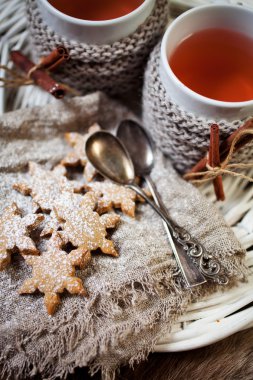 Gingerbread çerezleri ile şarap