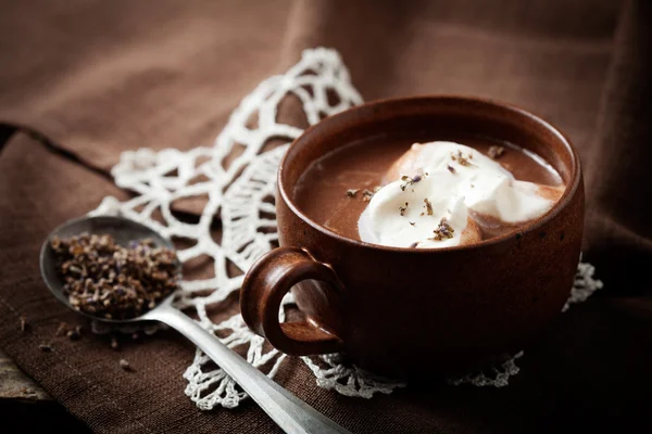 Choklad med inslag av lavendel — Stockfoto