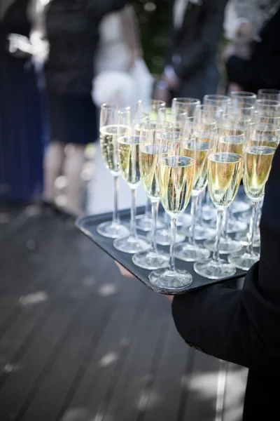 Recepção de casamento com espumante — Fotografia de Stock