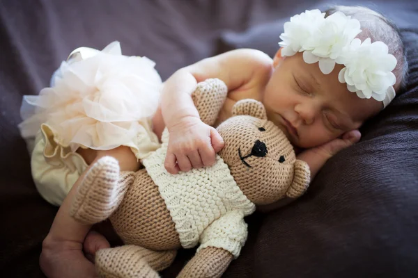 Μωρό που κοιμάται σε κουβέρτα — Φωτογραφία Αρχείου