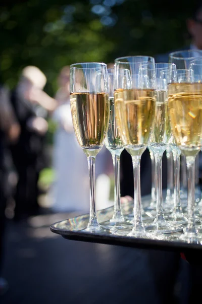 Recepção de casamento com espumante — Fotografia de Stock