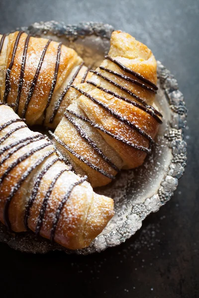 Čerstvé domácí croissanty — Stock fotografie