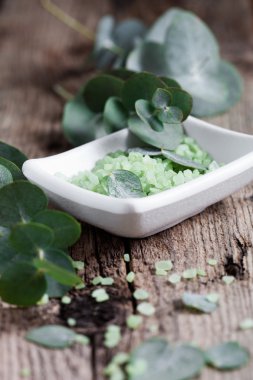 Okaliptüs ve banyo tuz