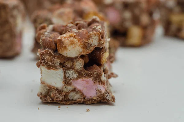 Una Maravillosa Mezcla Sultanas Malvaviscos Trozos Galletas Arroz Crujiente Cerezas — Foto de Stock