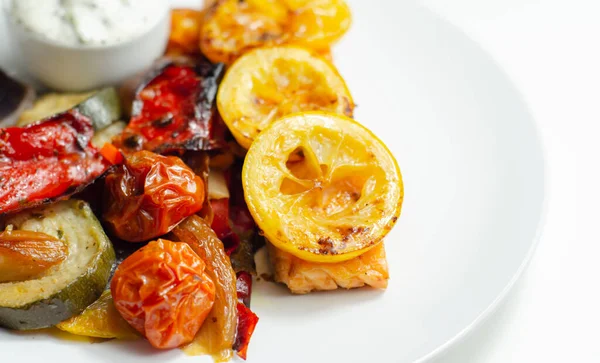 Grilled Salmon Fillet Served Roasted Vegetables Cucumber Dill Sauce Healthy — Stock Photo, Image