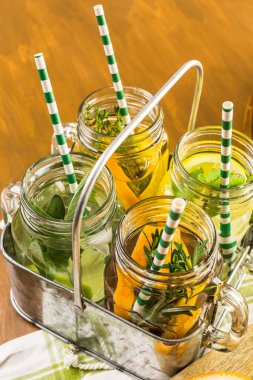 Narenciye infüzyon su Detoks