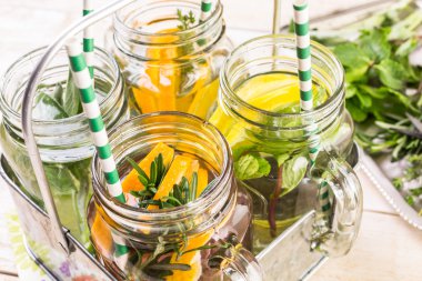 Narenciye infüzyon su Detoks