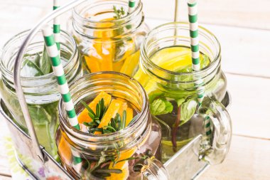 Narenciye infüzyon su Detoks