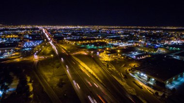 Sanayi Bölgesi hava gece görünümü