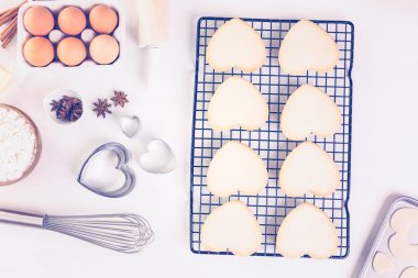 Fırın kalp şeklinde şeker kurabiye