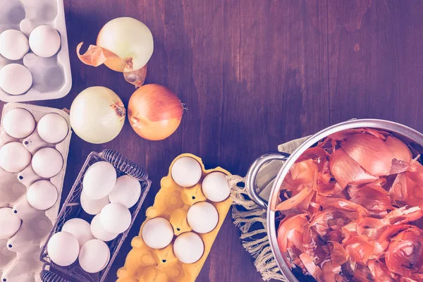 Краска пасхальных яиц — стоковое фото