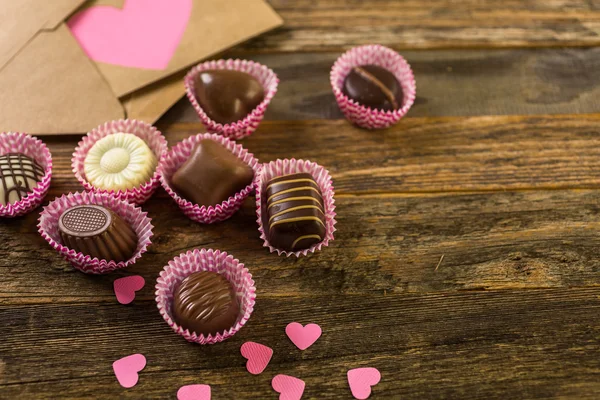 Chocolates surtidos para el día de San Valentín —  Fotos de Stock