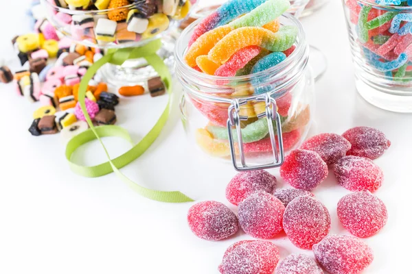 Varietà di caramelle colorate — Foto Stock