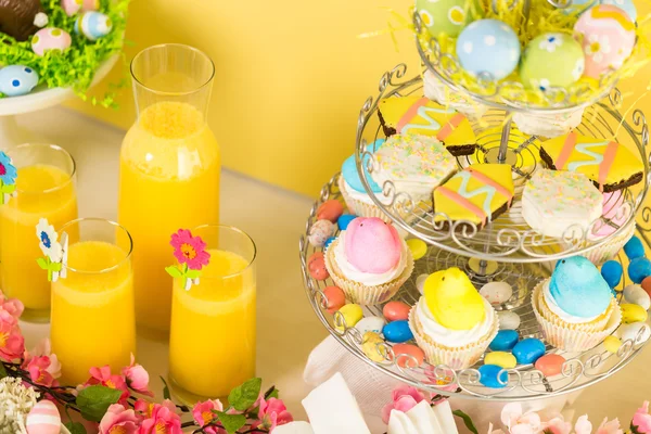 Easter brunch table — Stock Photo, Image