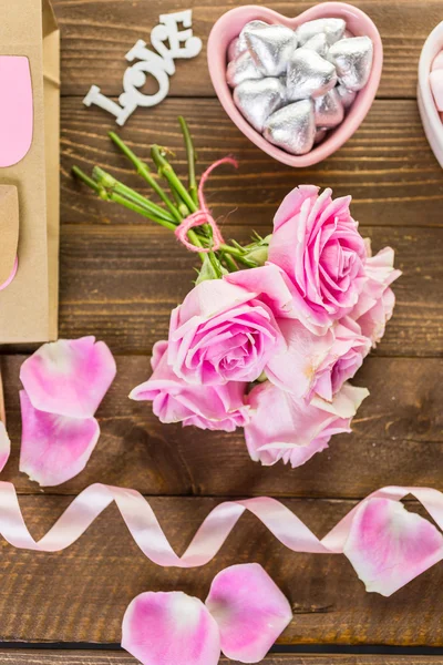 Beautiful Pink roses — Stock Photo, Image