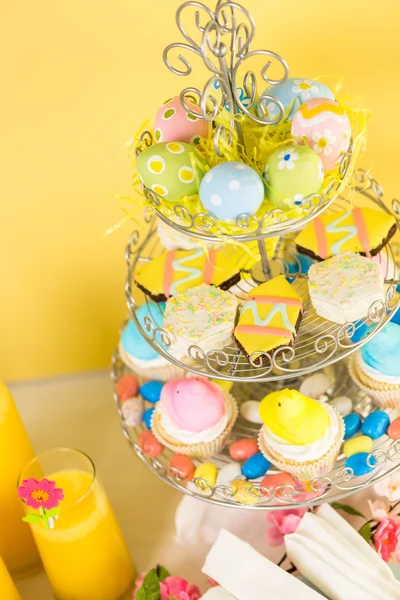 Easter brunch table — Stock Photo, Image